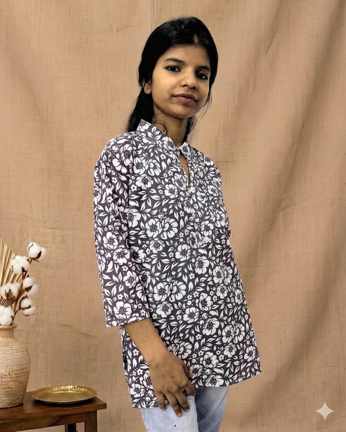 ZUNMA, Classic Grey Floral Printed Short Kurti with Mandarin Collar